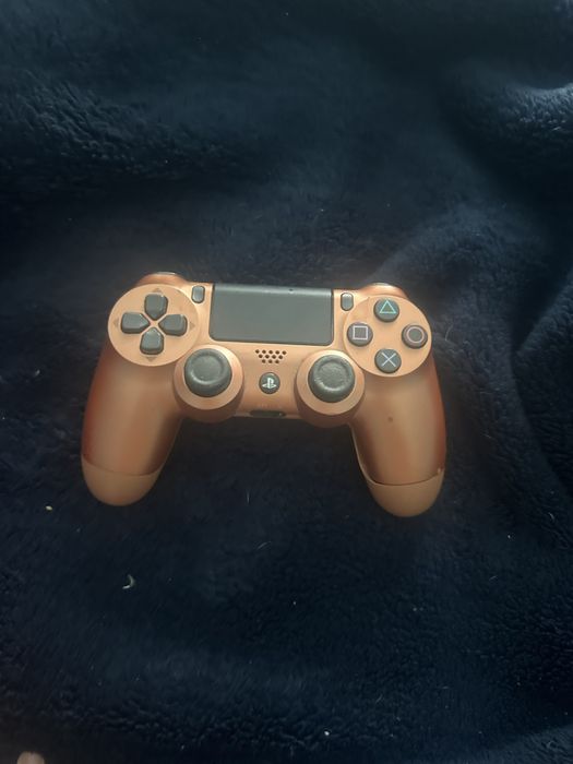 Playstation 4 (com extras)