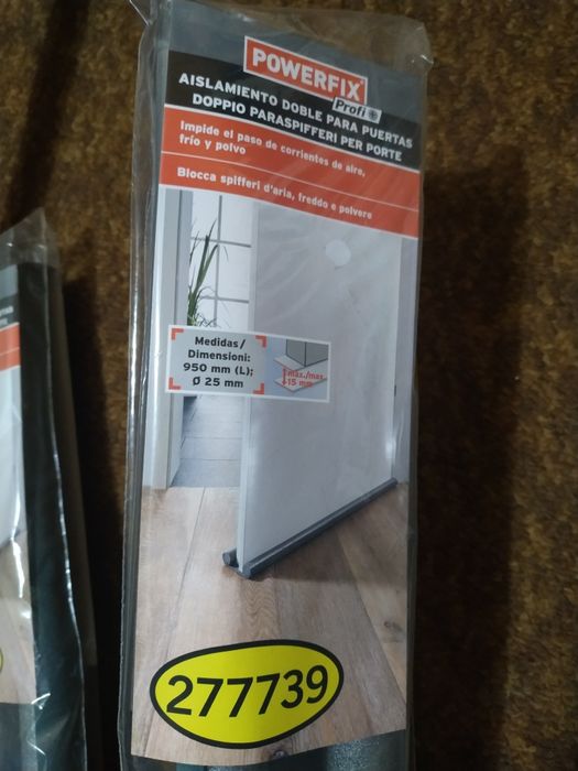 Isolamento duplo para porta Novo 5 euros