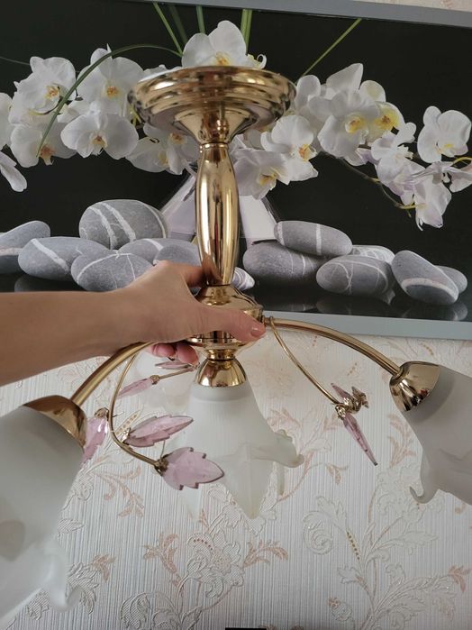 Люстра в спальню