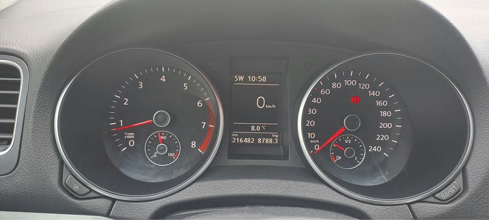 Volkswagen GOLF VI