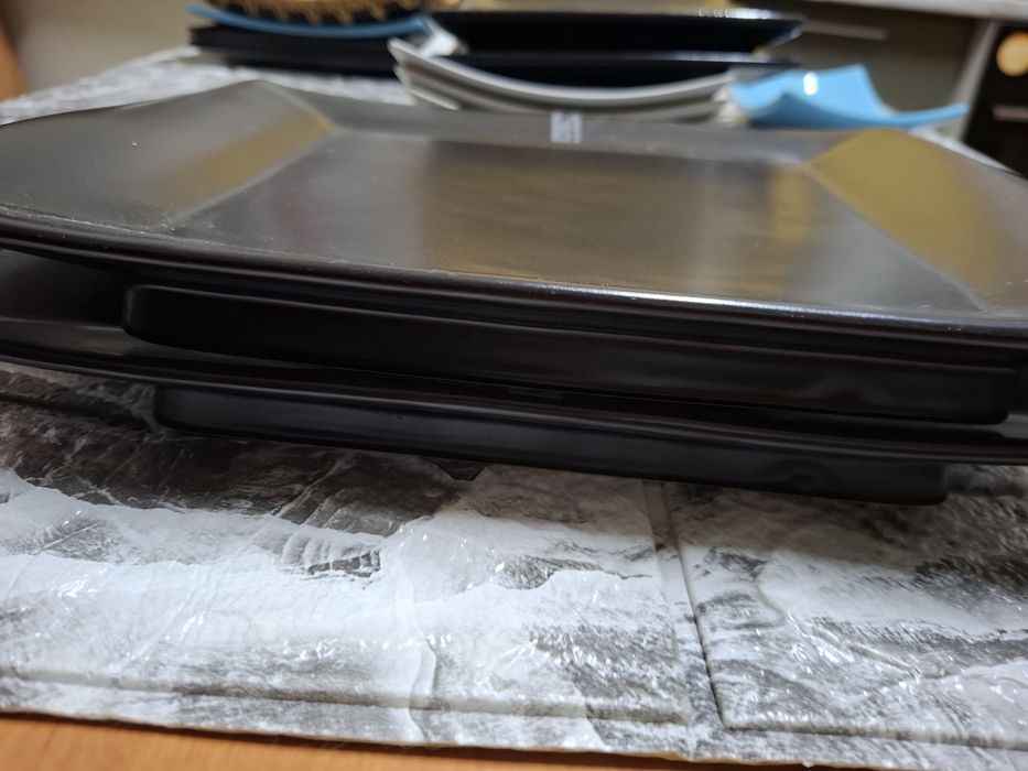 Продам посуд в хорошому стані.