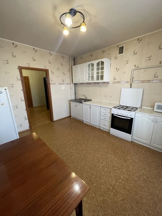 Продаж 2-к.кв з автономним опаленням по вулиці Головатого 77б