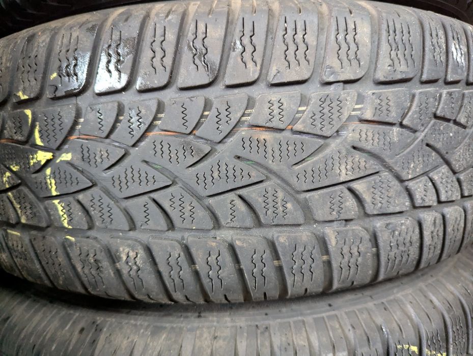 зима 215/65r16 шини Dunlop WinterSport 3D, 4.5~7.5мм,  2016р