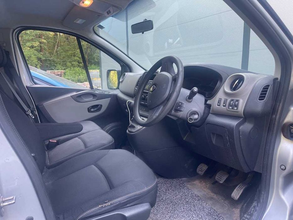 RENAULT Trafic III 1,6DCi LONG 9місць заводський пасажир 119,4т.км