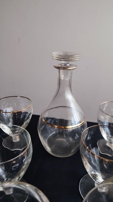 Conjunto Garrafa + 10 Copos Vidro