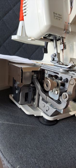 Оверлок, чотирьох нитковий, машинка швейна. Janome myLock 205D