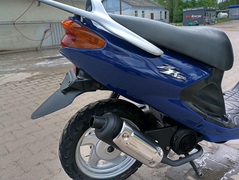 Продам скутер Ямаха гранд аксис 100.