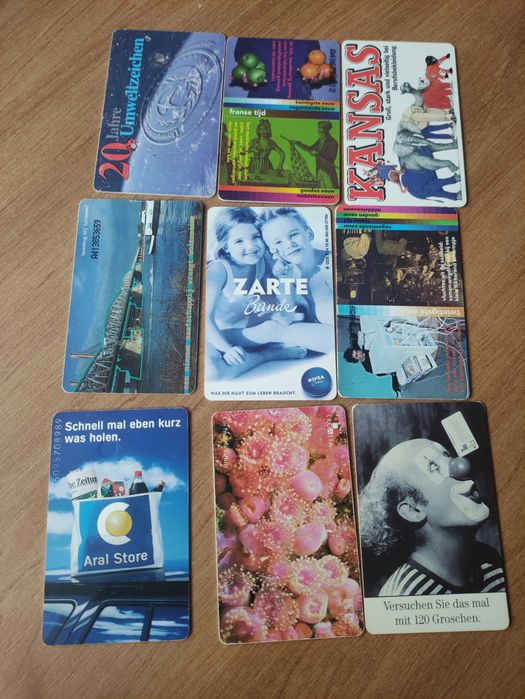 Zestaw 40 kart telefonicznych zagranicznych