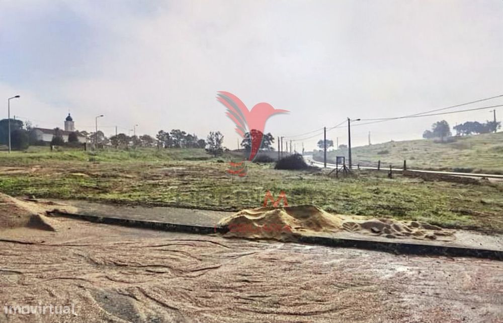 Vários lotes de terreno  urbano - Casal da Moita - Torres Novas