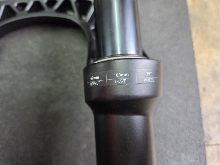 Amortyzator rockshox Judy 29"