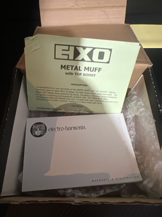 Metal muff with top boost efekt gitarowy