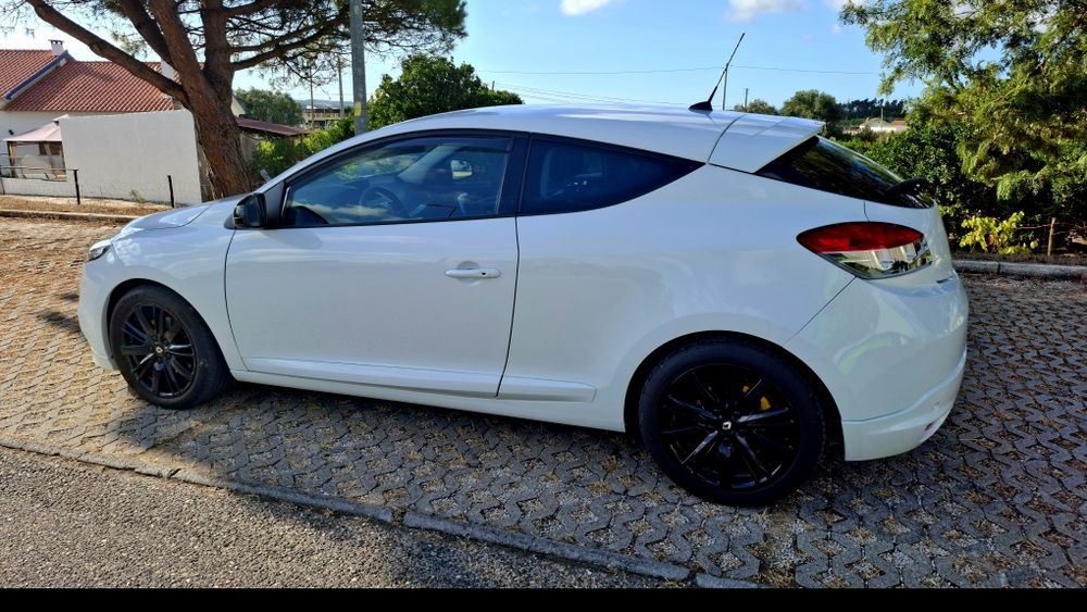Renault megane coupe gt-line