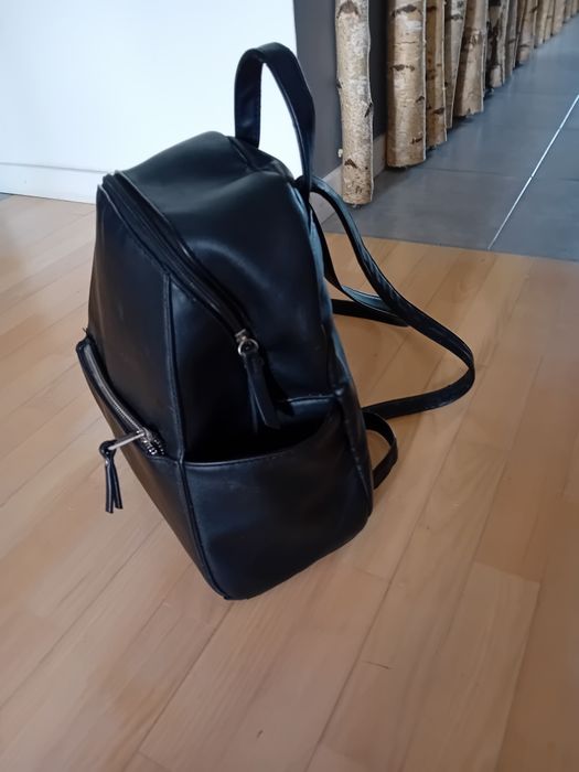 Plecak damski czarny pojemny