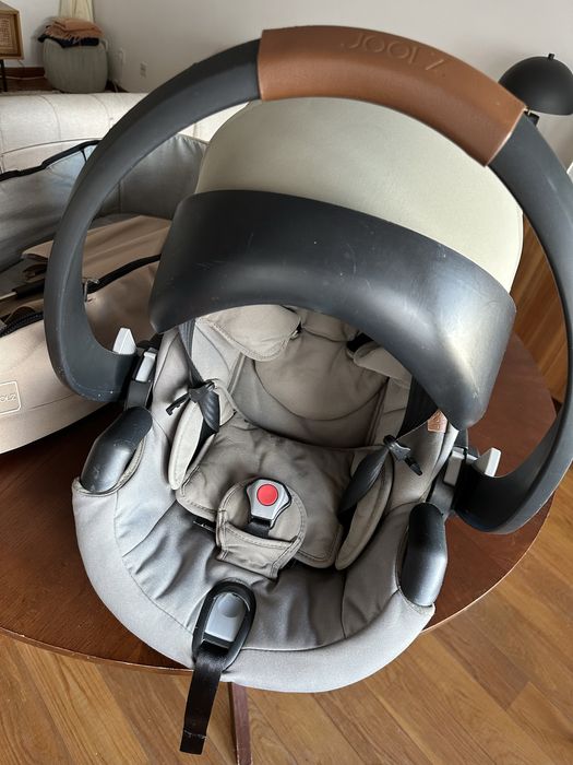 Carrinho bebé Joolz Geo 2 sandy taupe entrega entre lisboa e Porto