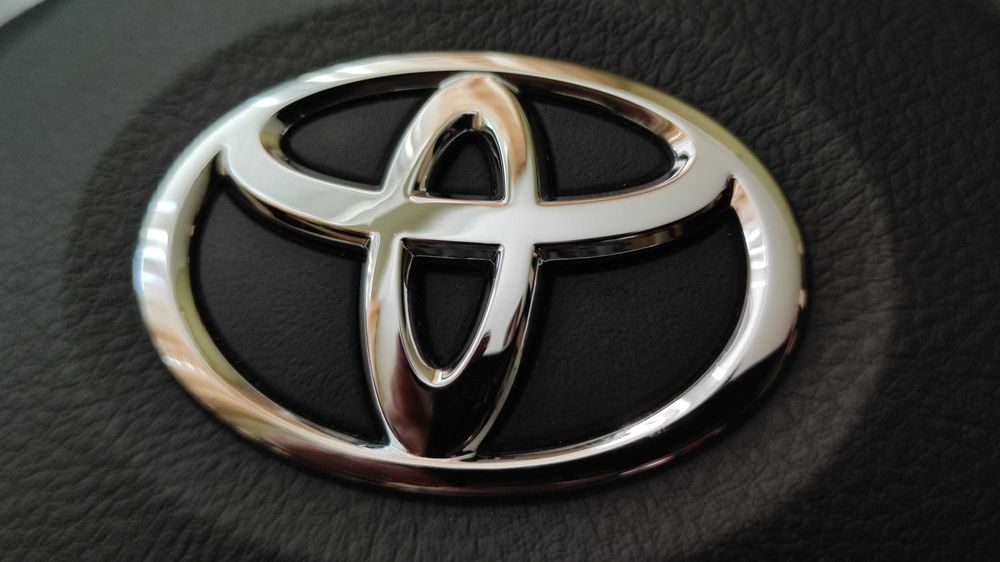 Подушка безопасности Toyota Yaris Lexus IS 45130-0D350-E0 04007-17652