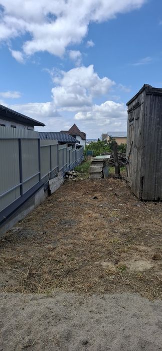 Продам ділянку  в Лезнево