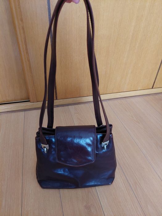 Carteira de senhora em couro castanha