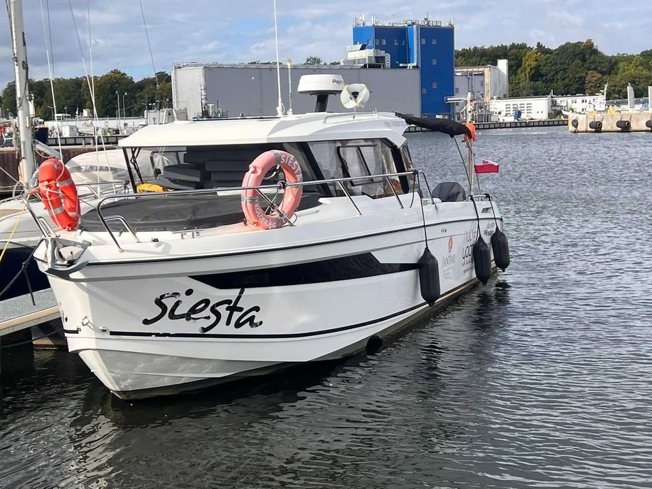 Jacht motorowy Parker Explorer 920 Max