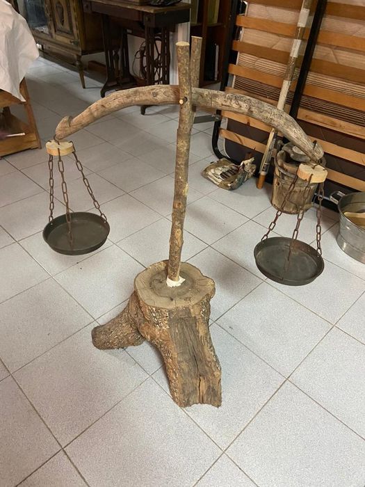 Balança artesanal