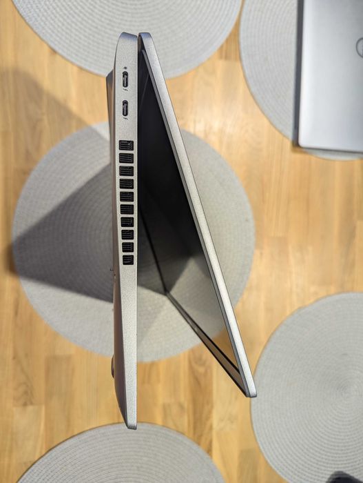 Dell Latitude 5520 IPS FHD i5-1145g7/16gb ddr4/256gb m2/Linux