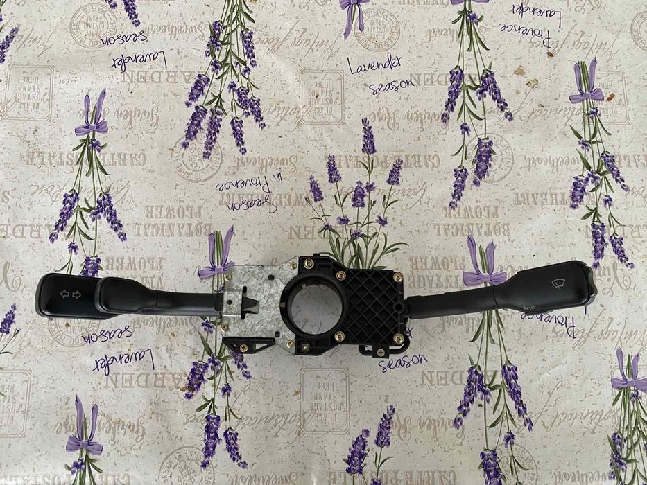 Стрікоза переключатель Ауді А6 с4