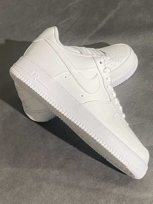 Nowe Nike Air Force 1 – białe – rozmiar 43