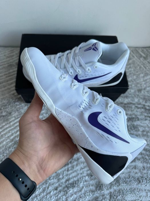 Баскетбольні кросівки Kobe 9