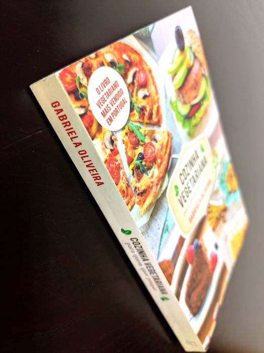 Livro: Cozinha Vegetariana para quem quer poupar - Gabriela Oliveira