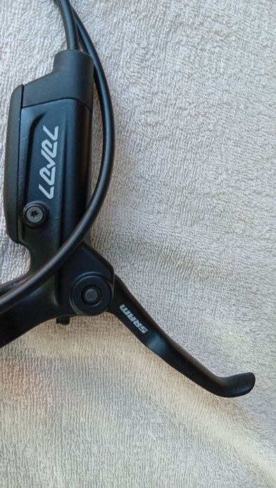 Hamulec tarczowy Sram Level przód nowe z adapterem okazja