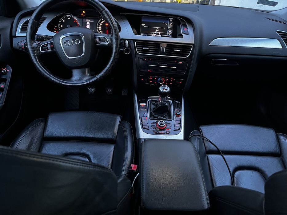 Audi A4 b8 2.0 tdi  cr.