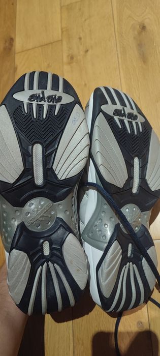 Buty and 1 r. 45