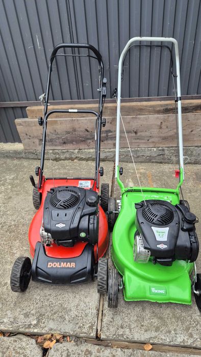 Газонокосилка бензинова .