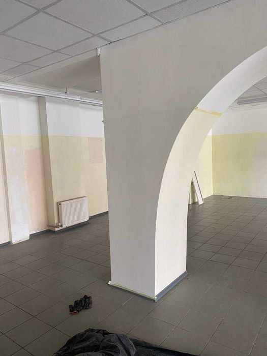 Штукатурные, малярные работы, шпатлевание, монтаж полов, потолков