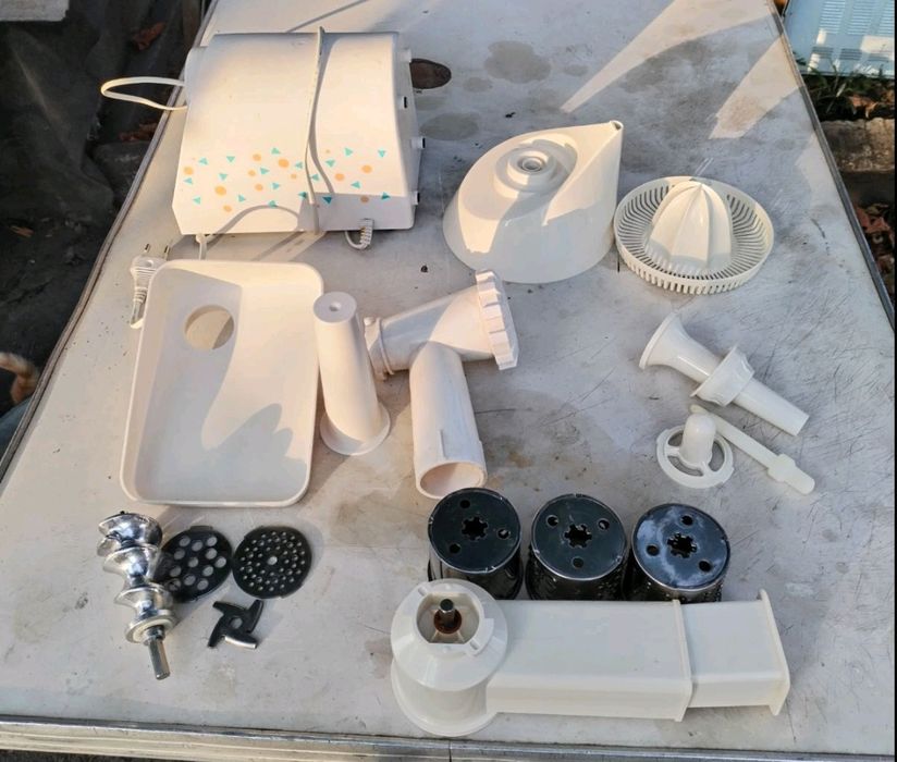 Електром'ясорубка - соковижималка first, ножі для комбайна.