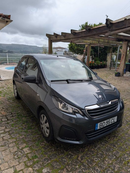 Peugeot 108 em excelente estado