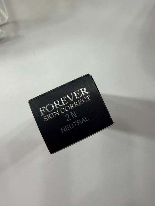 Новий консилер Dior, 2N