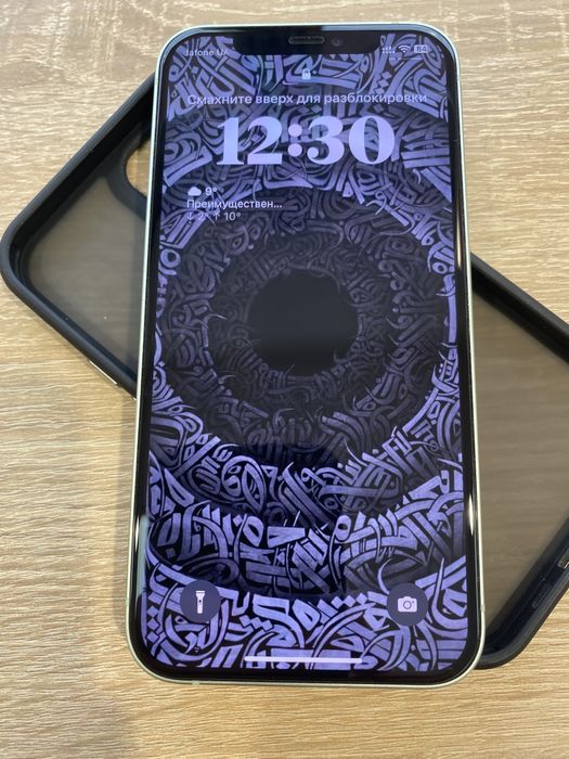 Продаю или обменяю IPhone 12 128gb