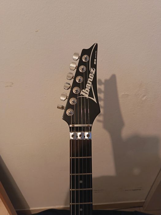 Guitarra Ibanez RG320