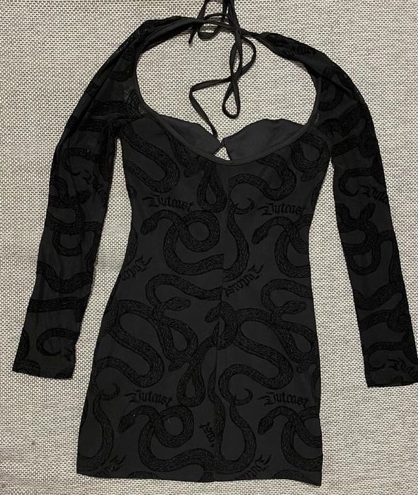 Святкова міні скуня по фігурі