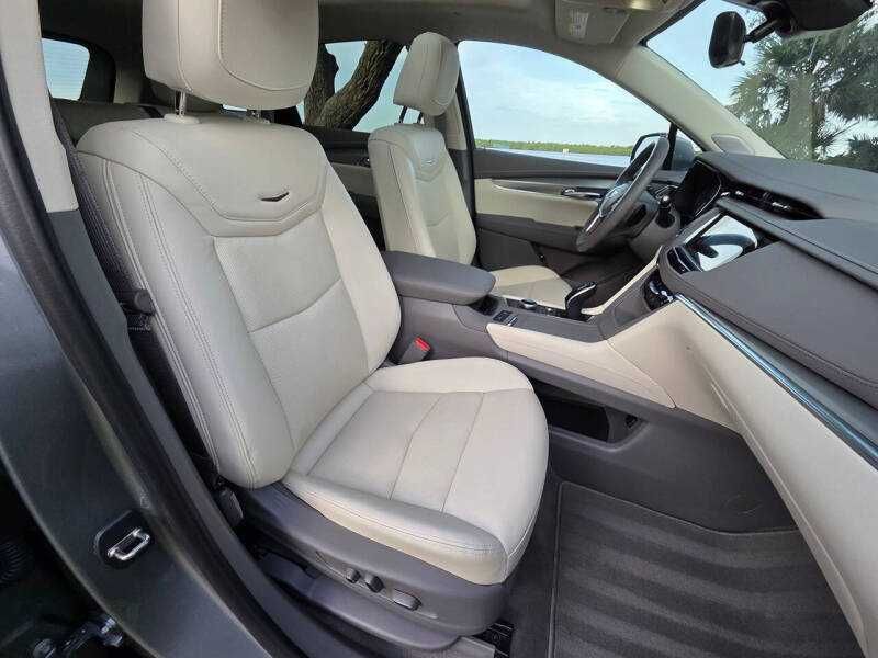 2024 Cadillac XT5 Premium Luxury