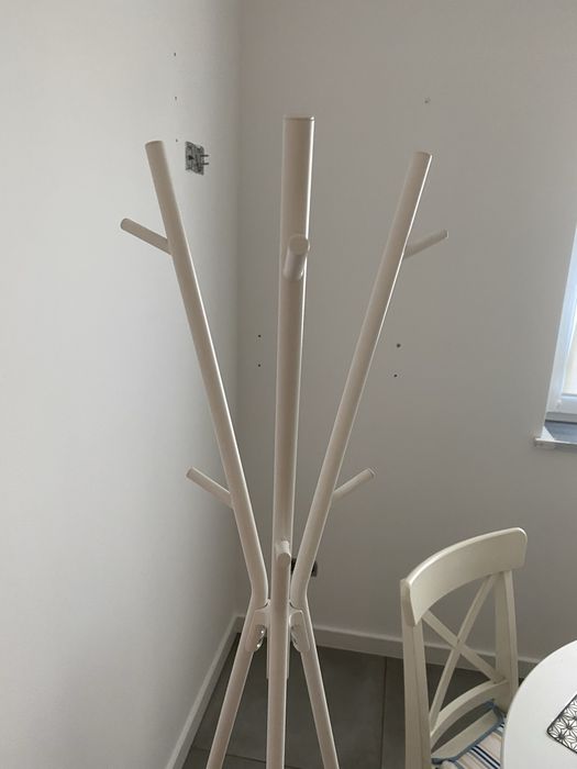 Wieszak stojacy biały Ikea