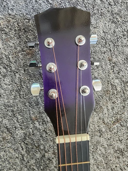 Gitara akustyczna