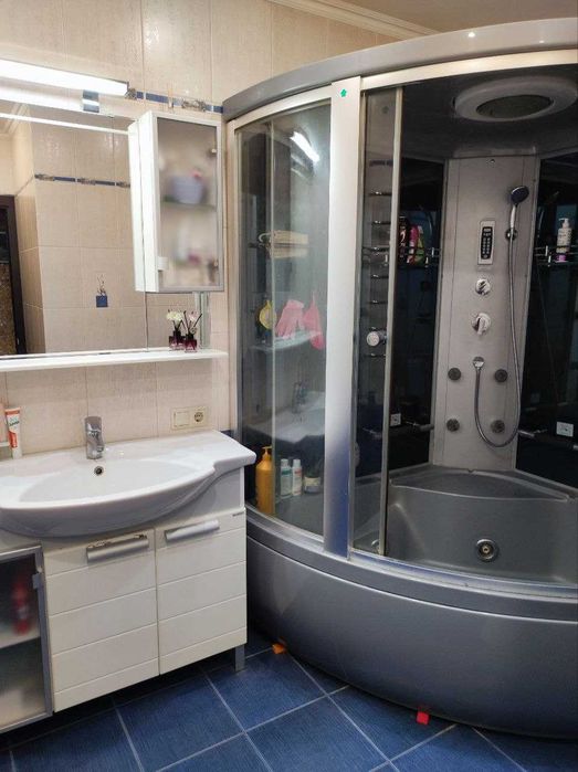 БЕЗ КОМІСІЇ! Продаж 3-к квартири 105,1м² від ВЛАСНИКА біля метро Харківська (вул. Братства Тарасівців, 12/37)