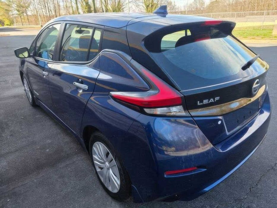 Nissan LEAF SV PLUS      2019