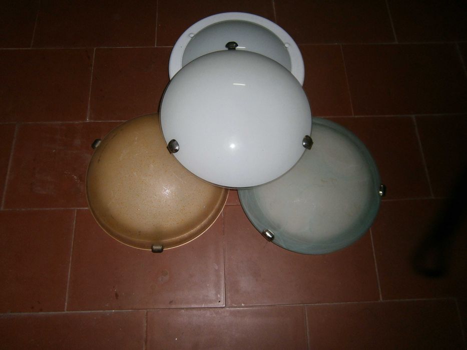 4 Plafoniers de tecto ao preço da chuva