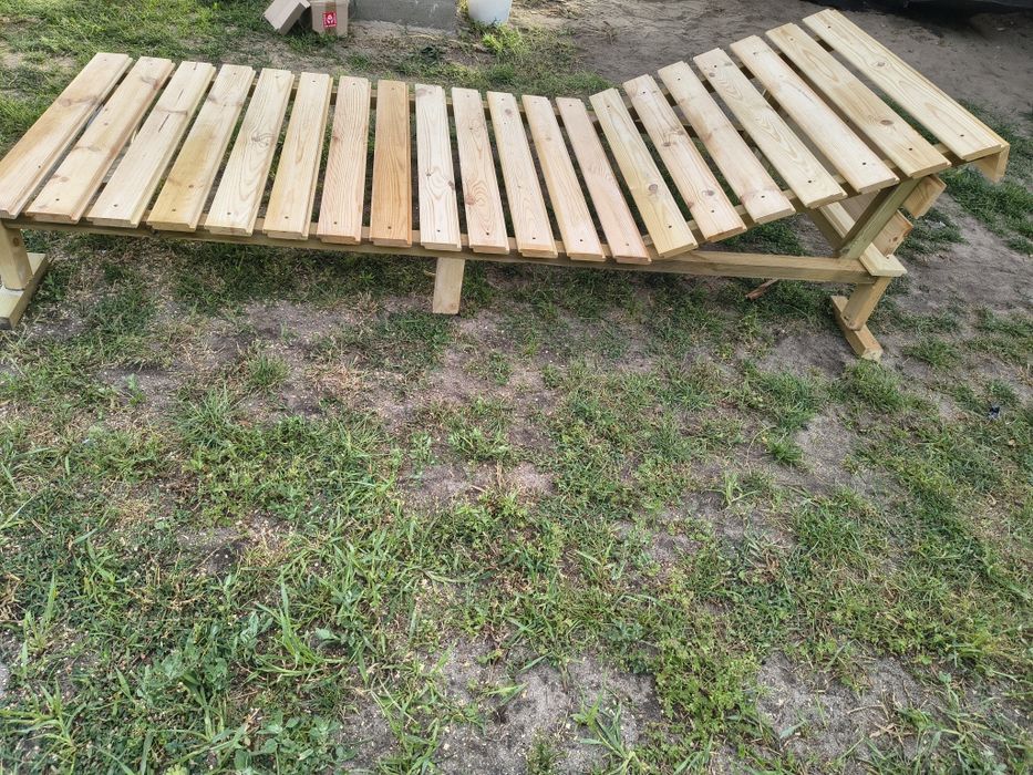 Sprzedam duży leżak  drewniany