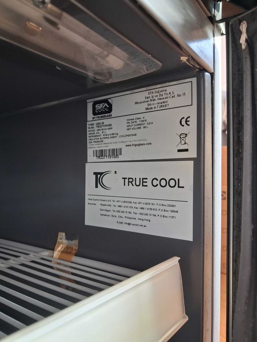Mała witryna chłodnicza przeszklona SFA Cool CMV 50, minibar, lodówka na napoje”.