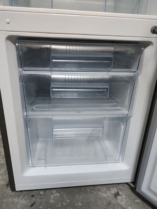 Холодильник Аміка, Холодильник з Європи. 155 см. Нержавійка