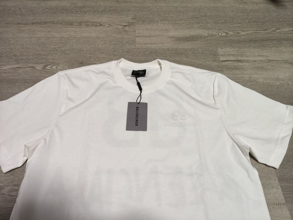 Balenciaga t-shirt Size M white New