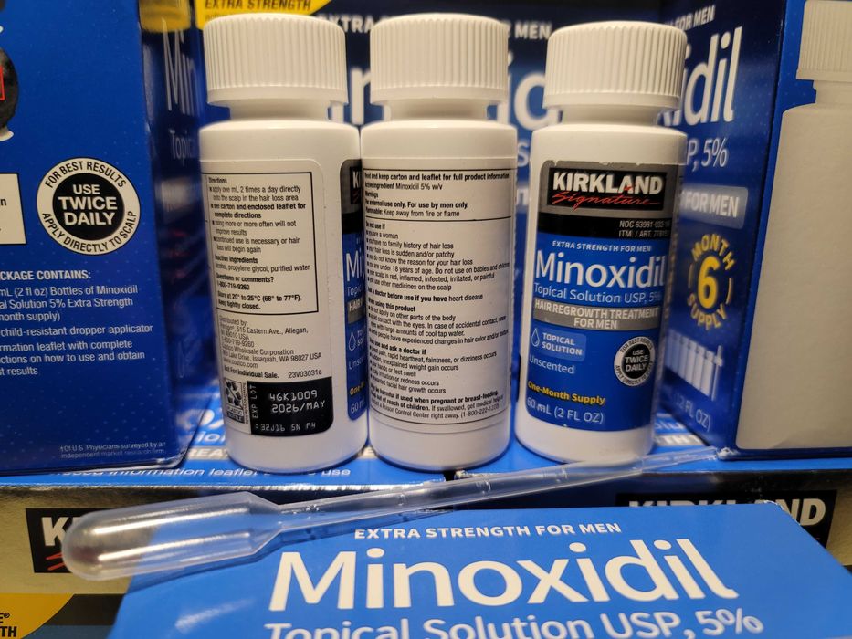 3X60ml Minoxidil Kirkland 5% calvície força extra cabelo de homens